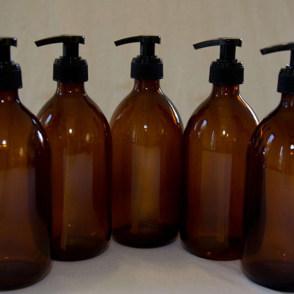 Brown glass soap bottle with pump lid (500 ml)